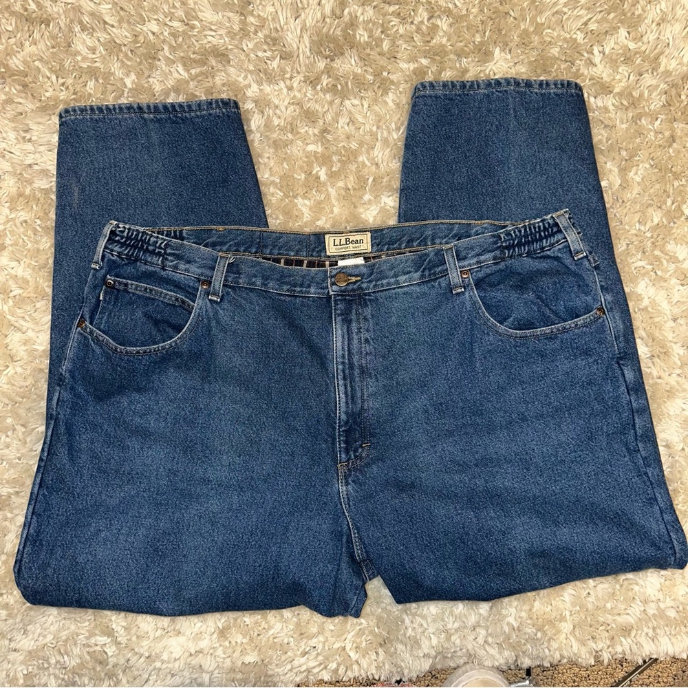 EUC LL Bean 46x29 Fleece Lined Jeans Relaxed Fit